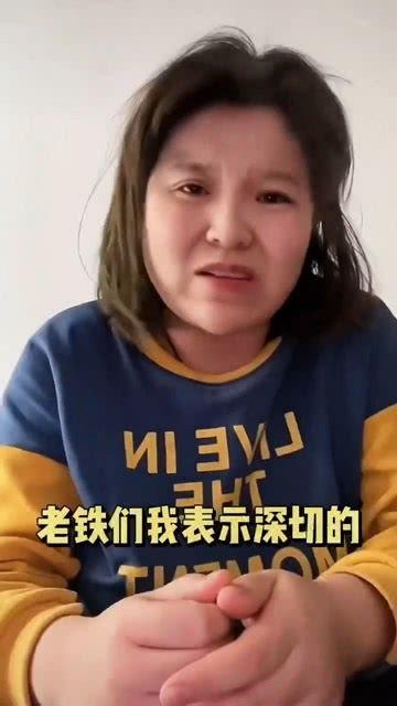 又吃瓜又唱歌的网红,揭秘又吃瓜又唱歌的网红魅力  第1张